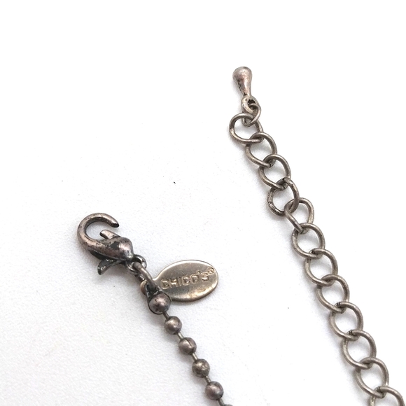 NEW CHICO'S 24" Rare Camera Pendant Statment Necklace in Silver - Picture 6 of 6